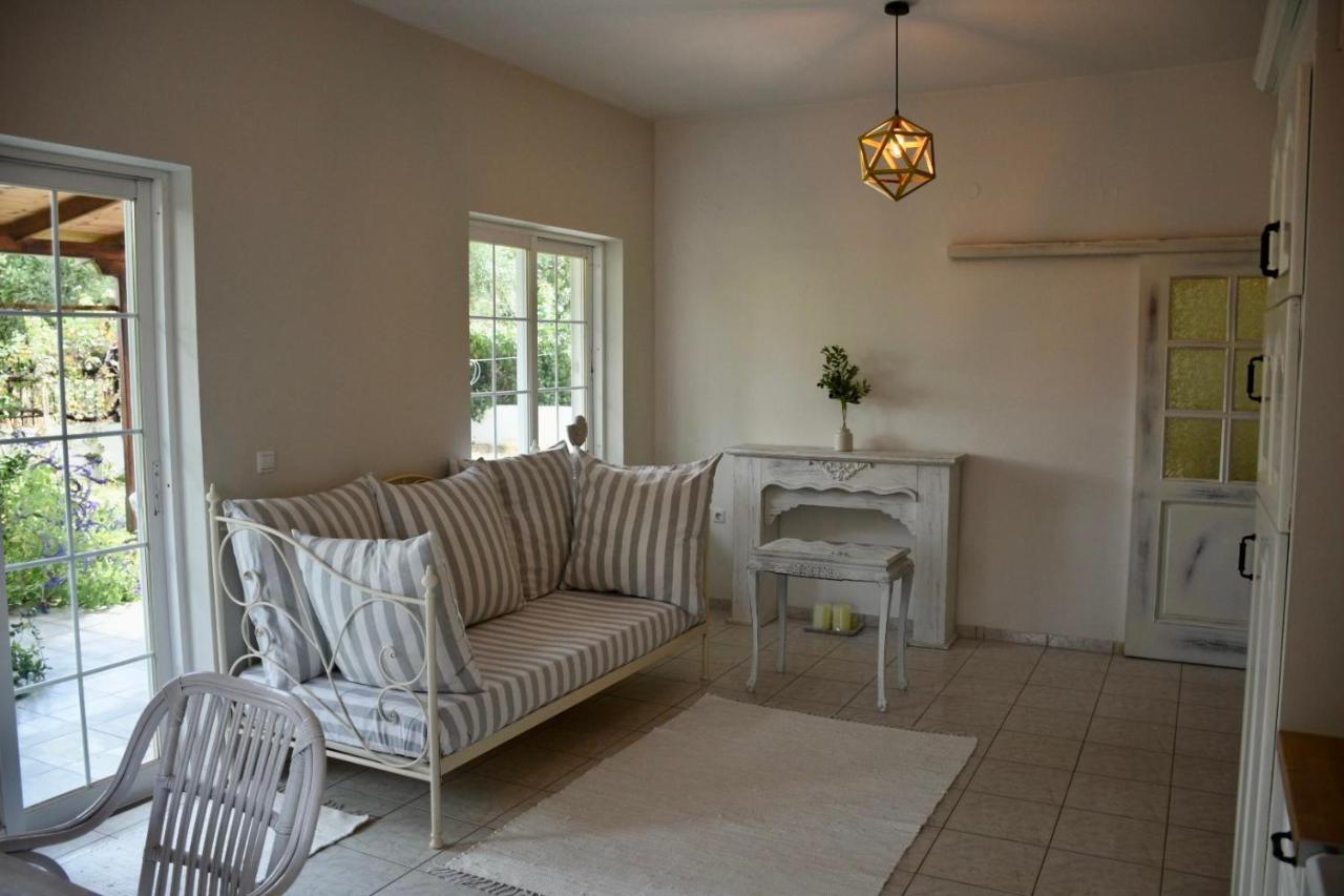 Apartment Beach House Chalkida Luaran gambar